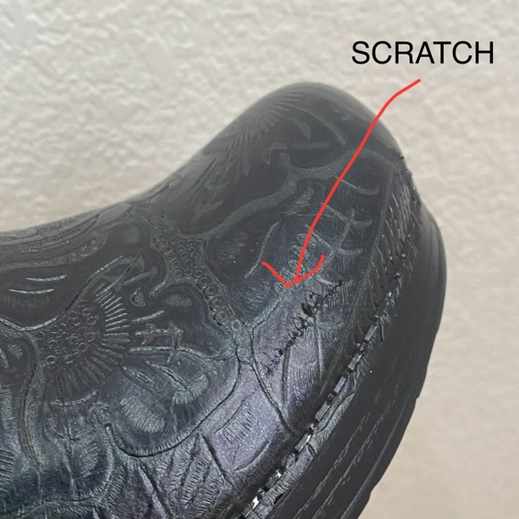 DANSKO 906020202 Professional Clog Black Tooled Leather Clogs Size 39 8.5-9US - Picture 13 of 16